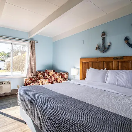 Beachfront Inn Baileys Harbor Exterior photo