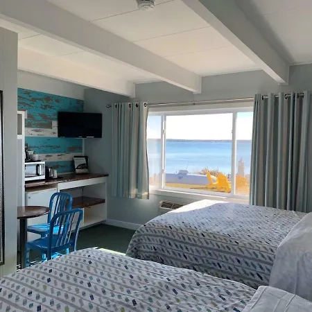 Beachfront Inn Baileys Harbor Exterior photo