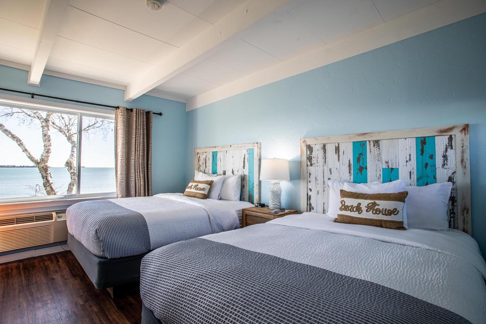 Beachfront 3*