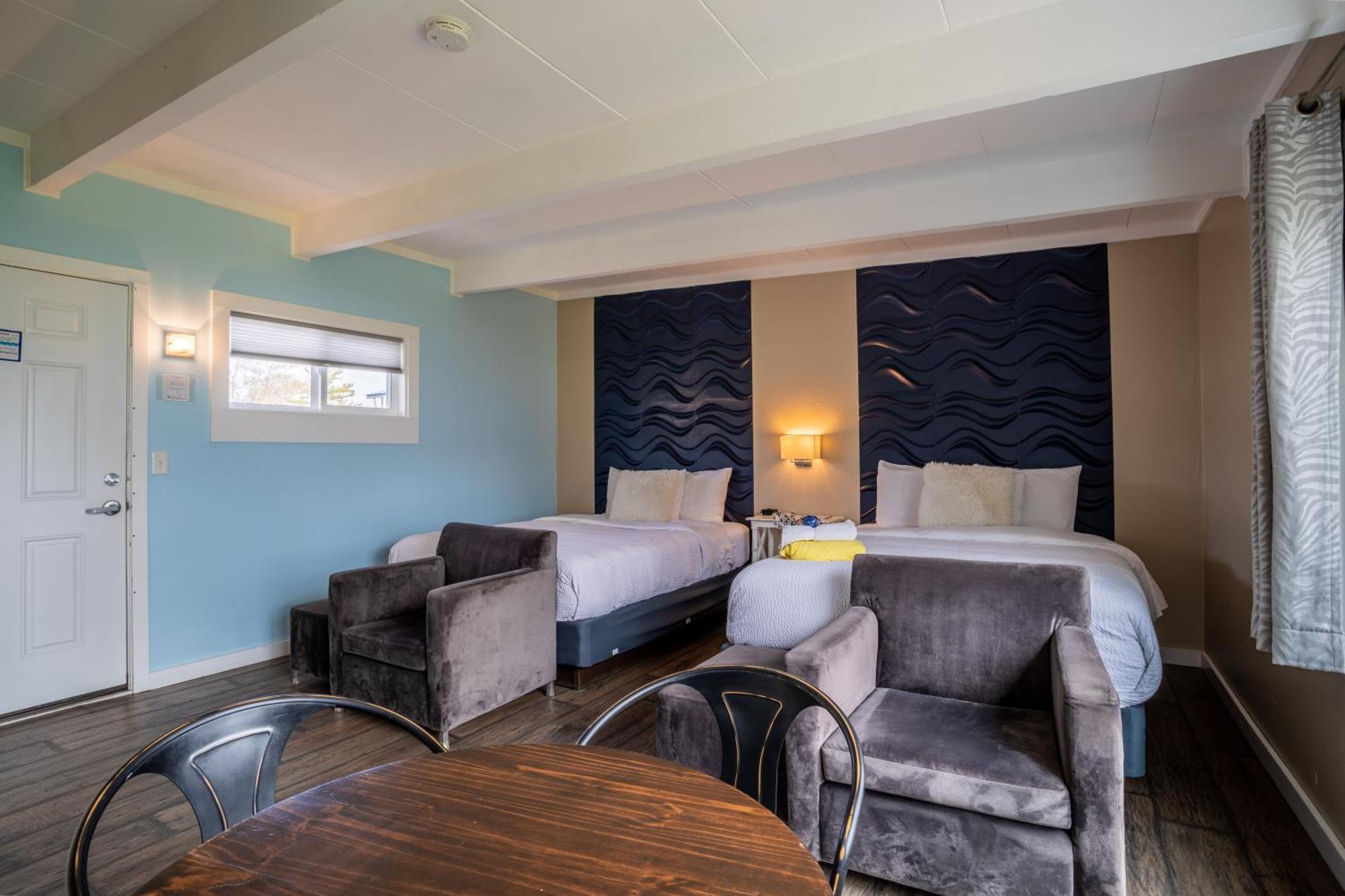 Beachfront 3*